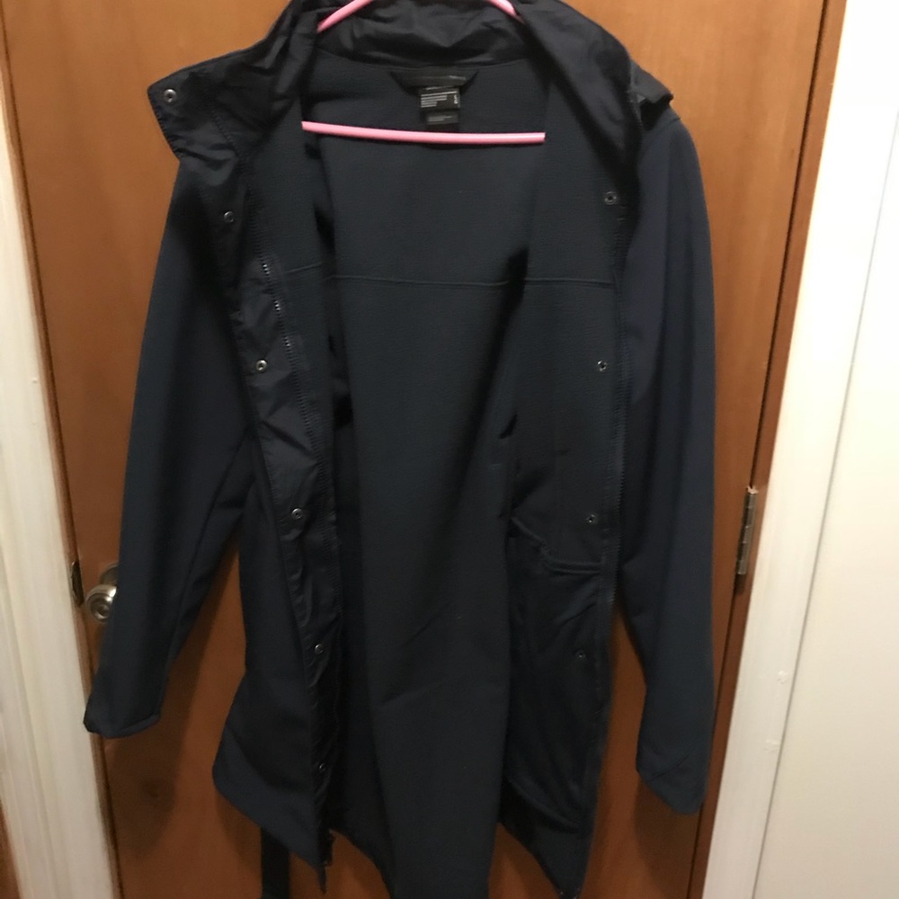 Navy north face rain coat